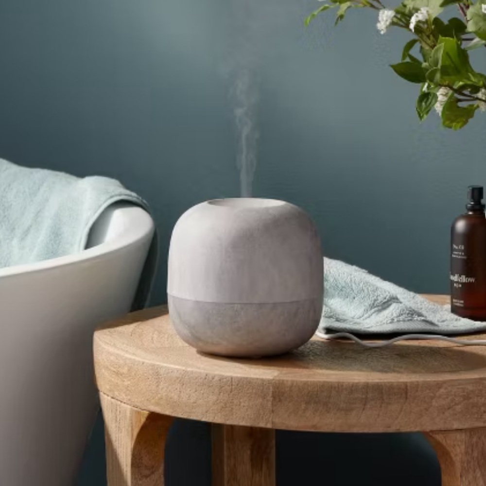 Threshold Mini Diffuser Ultrasonic Humidification, Aroma Therapy, Auto Shut-Off